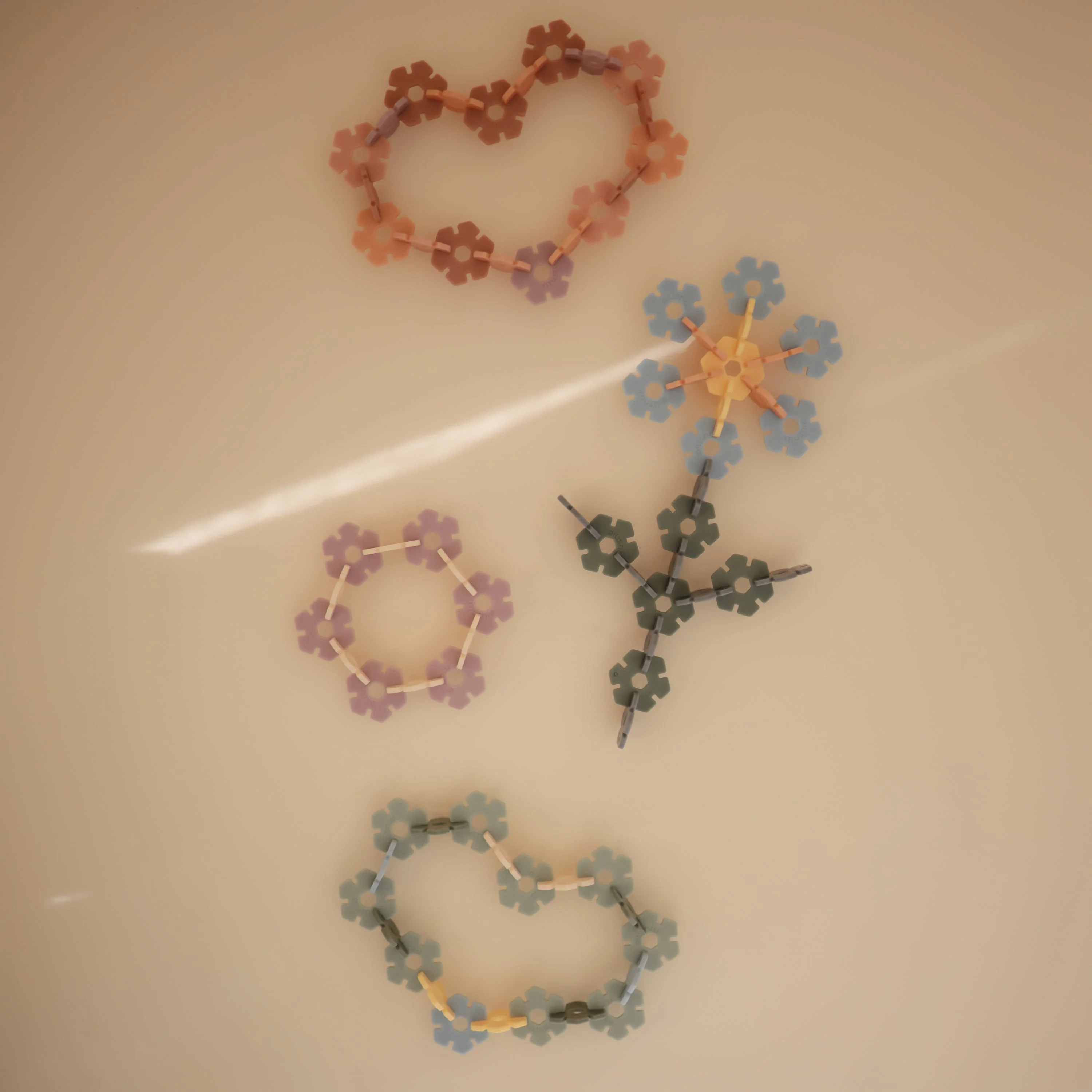 Mushie HEX Connect Building Toy Set - Image 2