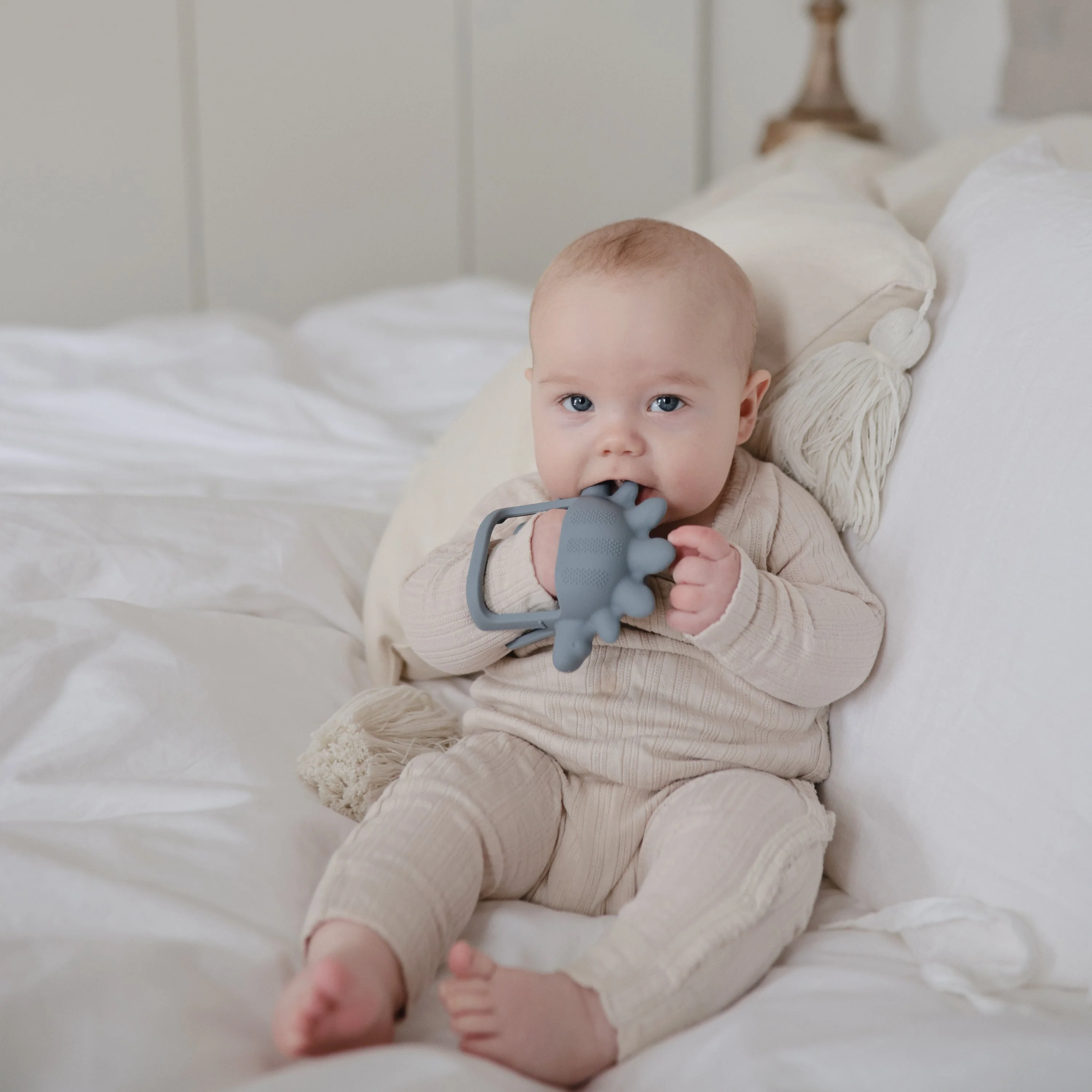 Mushie No-Drop Teether - Image 8