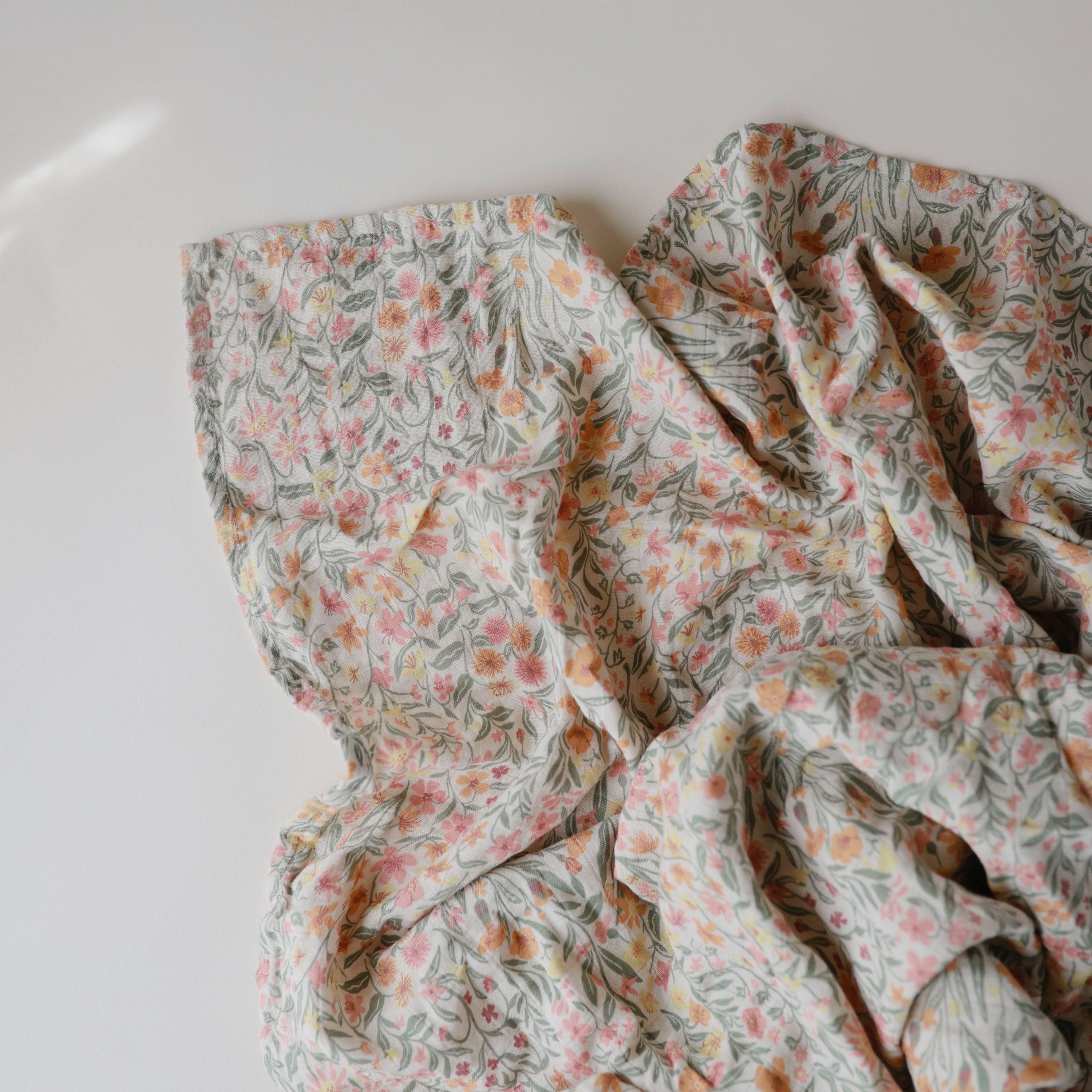 Mushie Organic Cotton Muslin Swaddle Blanket - Image 7