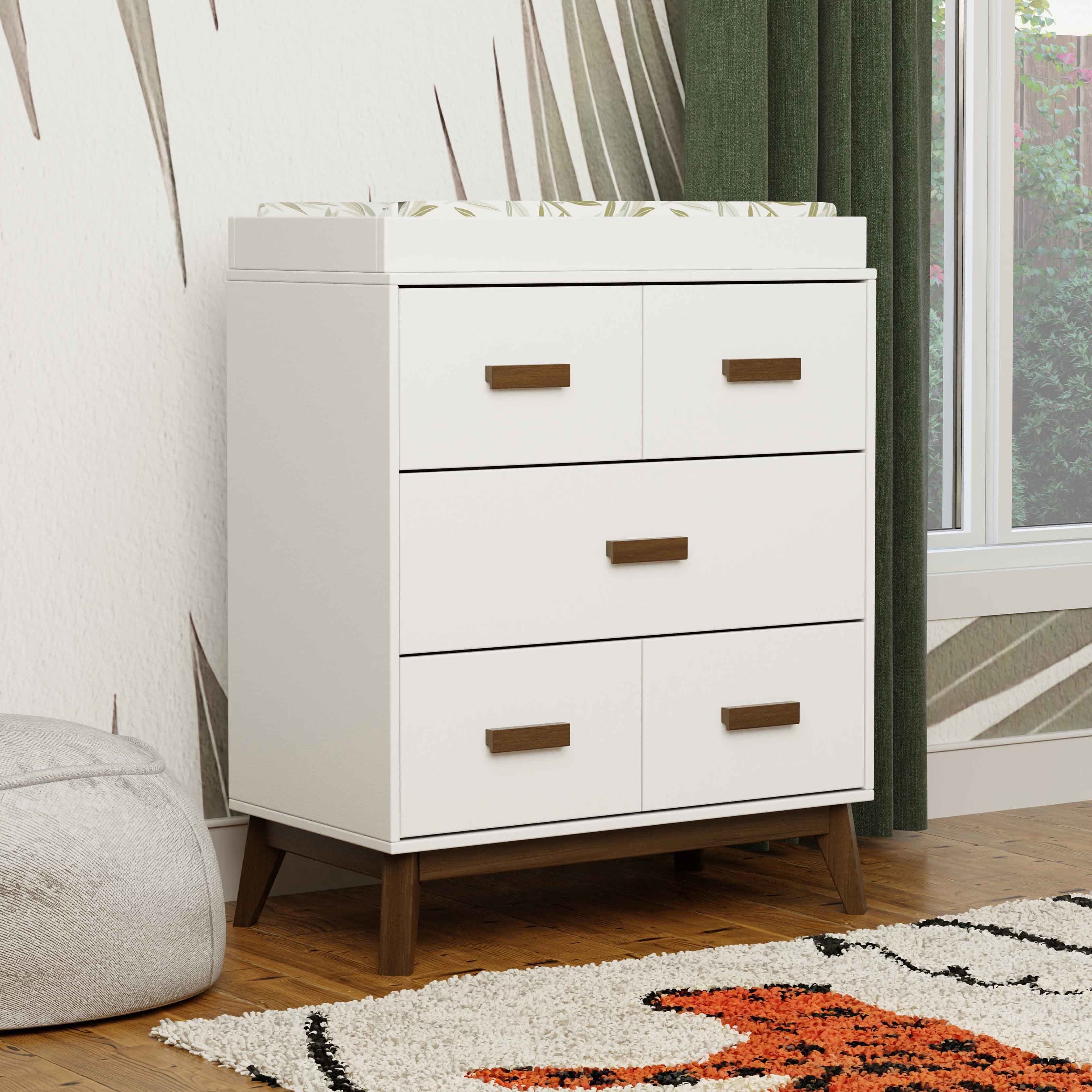 Scoot 3-Drawer Changer Dresser with Removable Changing Tray - Image 13